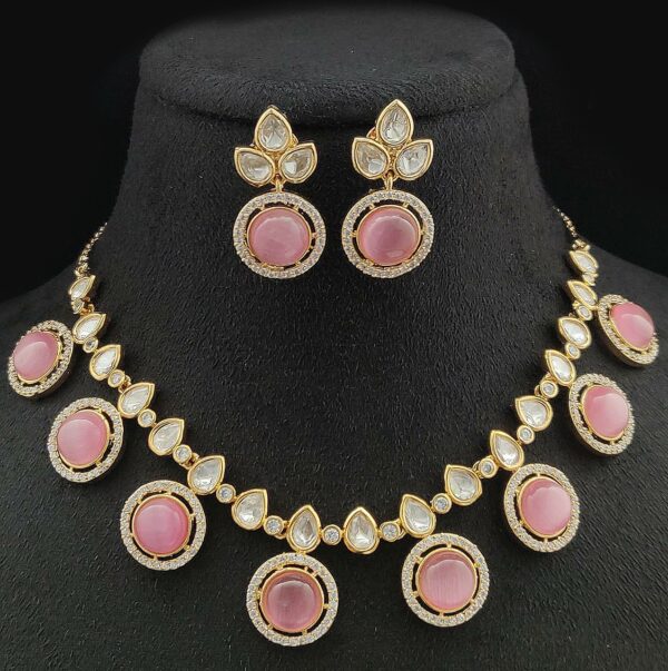 Round Pink Necklace Set